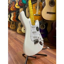 Lea 3 Sıngle Beyaz Elektro Gitar-Kılıf Kablo Pena Dahil