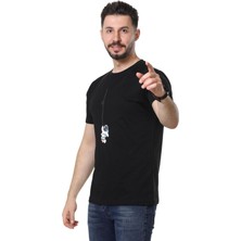 Regular Fit Bisiklet Yaka %100 Pamuk Basic Düz Kısa Kollu Tişört Astronot Baskılı