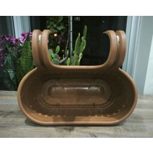 Kendinden Askılı Balkon Küpeşte Saksısı Plastik Kelepçeli Sağlam 6,4 Litre 37 cm Boy Askılı Tombik Saksı