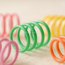 Karışık Renkli Spiral Yay Kedi Oyuncağı 10'lu Set - Esnek, Dayanıklı, Eğlenceli