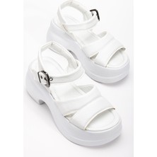 Kadın Dolgu Topuk Sandalet Beyaz 2 Kalın Bantlı Cilt