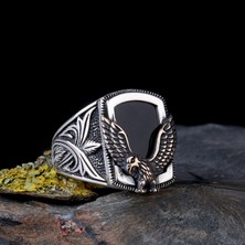 Tesbih Sepetim 925 Ayar Gümüş Onix Taşlı Kartal Motifli Erkek Yüzük