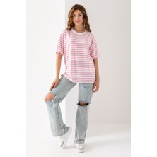Kadın Pembe Beyaz Çizgili Oversize Kısa Kollu Viskon Penye Bluz