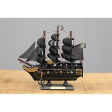 Ahşap Korsan Gemisi