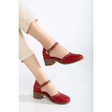 Analin Shoes Kadın  Deri Burnu Kapalı Örgülü Sandalet - Kırmızı