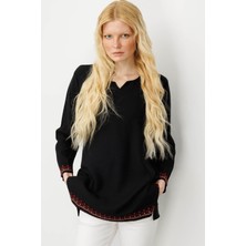 Desen Triko Kadın Kolu ve Eteği Yırtmaçlı Eteği Nakışlı Bluz Siyah