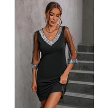 Rose's Boutique Rose's Boutiqe All About Women Kadın Fakir Kollu V Yaka Kollar Tüllü Yaka ve Bilekler Payet Detay Krep Elbise