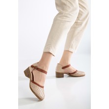 Analin Shoes Kadın  Deri Burnu Kapalı Örgülü Sandalet - Bej
