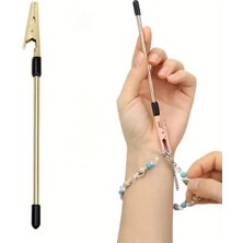 Bileklik Takma Yardımcı Aparatı