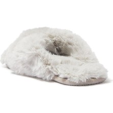 Suni Kürk Terlik Sürdürülebilir ve Rahat Tasarım