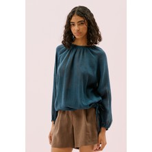 Beli Bağlama Detaylı Bluz Lacivert Y2564107_015