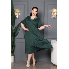 Bambu V Yaka Dantel Detaylı Eteği Kloş Elbise Büyük Beden 6xl