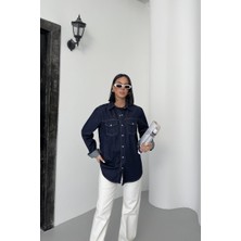 Klasik Yakalı Uzun Kollu Çıtçıt Kapama Detaylı Kadın Kot Gömlek Denim Dört Mevsim Slaplı Lacivert