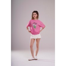 Afloow Kadın Pembe Oversize Tişört - The Matcha Club Baskılı