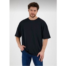 Erkek Oversize Pamuklu Bisiklet Yaka Kısa Kollu T-Shirt