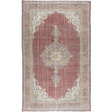 179 x 292  cm  Madalyon Tasarımlı El Düğümlü Eski Türk Yünü Alan Halısı