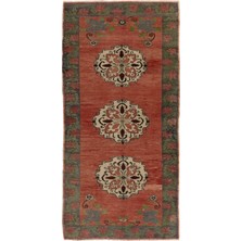 138 x 281  cm  Eski Karapınar Yolluk, Soft Kırmızı, Yeşil, Bej ve Gri Renklerde,  Yün
