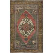 153 x 247  cm  El Dokuma Geometrik Madalyon Desenli Alan Halısı,  Yün