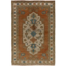 136 x 288  cm  Eski Madalyon Tasarımlı Köy Halısı,  Yün