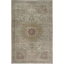 196 x 303  cm  Madalyon Tasarımlı Muhteşem Eski El Yapımı Türkiye'de Yapılmış Bej Alan Halısı