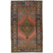 110 x 180  cm  Eski Anadolu Köy Halısı, Geleneksel Halı, Yumuşak Yün Kazık