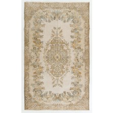 183 x 303  cm  Nötr Renklerde El Dokuması Eski Madalyon Tasarımlı Anadolu Halısı