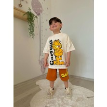 Starry Couture Erkek Çocuk Garfield Baskılı Yazlık Şortlu Takım