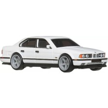 Hot Wheels Boulevard Premium Araçlar GJT68 - JBL24 91 Bmw M5
