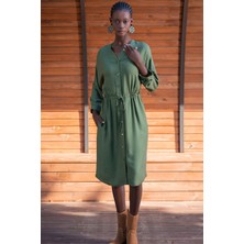 Kadın Vıscon Pervazlı V Yaka Tamamı Düğmeli Uzun Double Kol Kemerlı Elbıse
, 405100