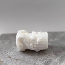 Özel Günler Için Dekoratif Mum - %100 Soya Mumu - 7 cm x 10,5 cm - Beyaz ve Kırmızı Renk Luxdecire Mum