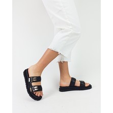 Siyah Renk Tavşan Toka Ayrıntılı Düz Taban Kadın Terlik