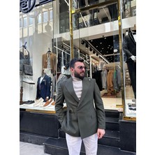 Modern Kesim Kuşak Detaylı Tokalı Erkek Ceket