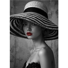 Bedeko Şapkalı Kadın Ahşap Tablo