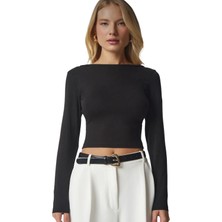 Sırt Dekolteli Siyah Crop Bluz