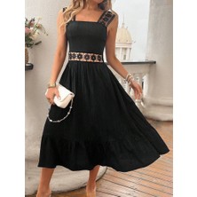 Ag Shoppings Kadın Askılı ve Beli Dantel Detaylı Fırfırlı Uzun Bürümcük Elbise