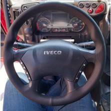 Dikişli Direksiyon Kılıfı Noktalı Deri Siyah Dikişli Iveco Stralis (Fotoğraftaki Direksiyon) Için