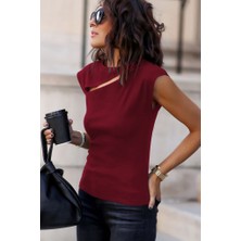 La Mode Istanbul Kadın Sıfır Kol Pencere Detay Viskon T-Shirt
