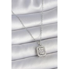 316L Çelik Gümüş Renk Zincir Kare Zirkon Taşlı Kadın Kolye