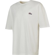 New Balance 1512 Bej Yuvarlak Yaka Tişört