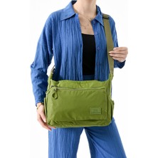 Ultra Hafif Su Geçirmez Çok Cepli Omuz Çantası Açık Yeşil (Model: 571-13-9J)