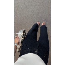Nötr Taşlı Jean