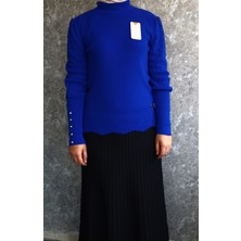 Kolları Taşlı Triko Kazak