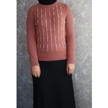 Önü Boncuklu Triko Kazak