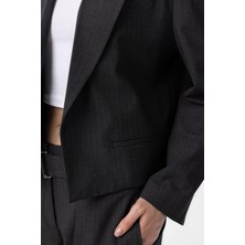 Antioch Antrasit Relax Fit Düğmesiz Crop Kadın Blazer Ceket