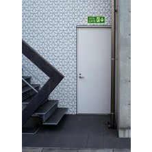 Fosforlu Fotolümen Folyolu Aşağı Yönlü Çıkış Exıt Kendinden Yapışkanlı Yön Levhası 29x12 Cm