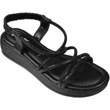 Yaz Kış Ayakkabı Yazkış Kadın Siyah  Beyaz Cilt Çift Bantlı Üzeri Çapraz Taşlı 4cm Arkası Lastikli Kalın Taban Sandal