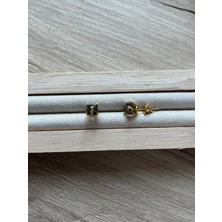 Dumanlı Kuvars Taşı Altın Kaplama Top Küpe