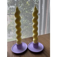 Pastel Renkli 2'li Şamdan ve 2 Burgu Mum Seti – Mor Şamdan & Sarı Mum – 4 Parça Yazlık Dekorasyon