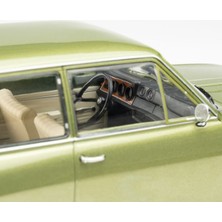 1:18 Touring Model 1972 Opel Kadett B Caravan Lemon Green