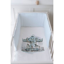 Tuğba Kuğu Bebek Başucu Koruyucu ve Baskılı Çarşaflı Uyku Seti - Royal Serisi - Blue Carousel